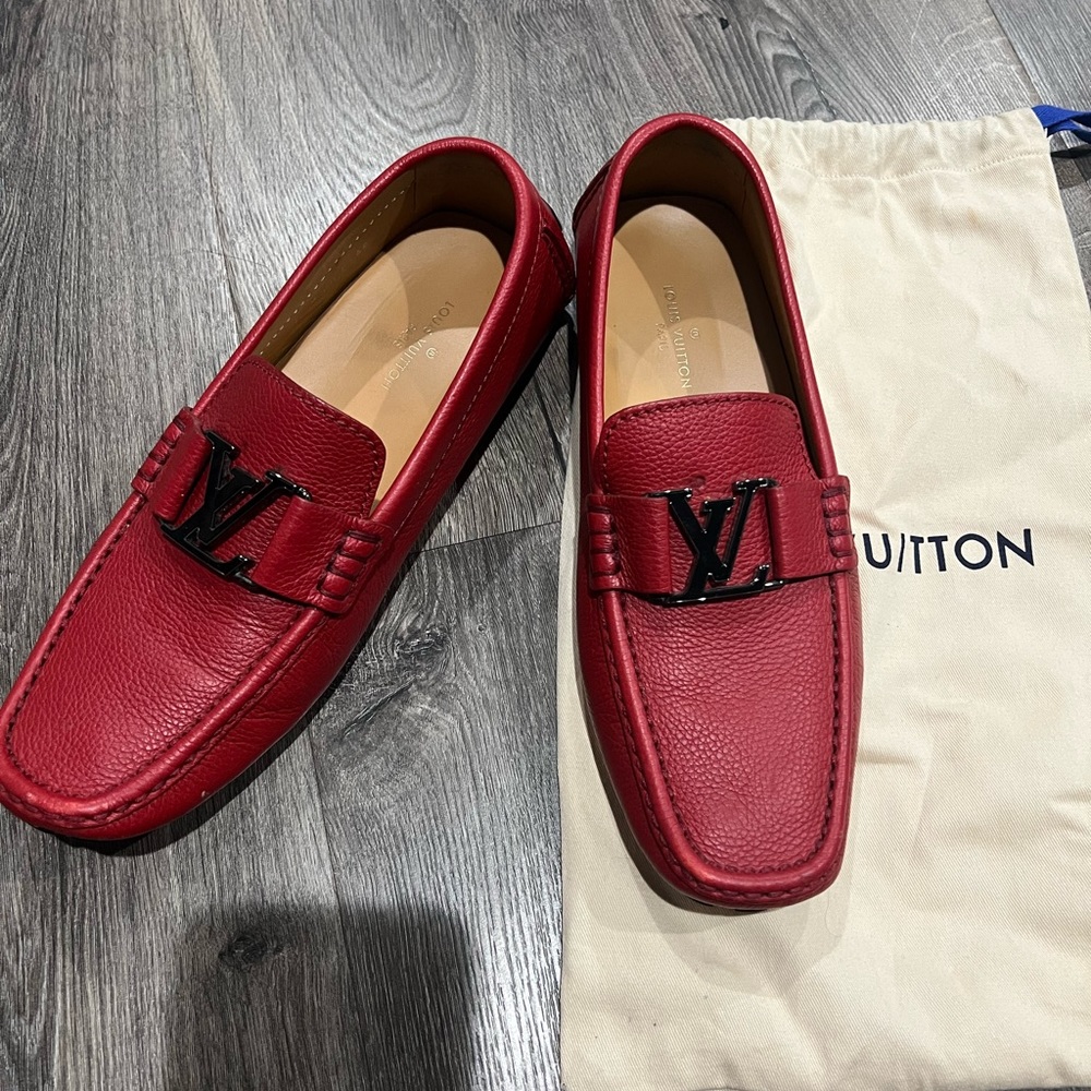 Men’s LV loafers